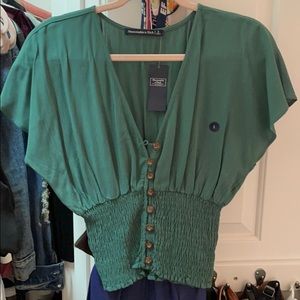 NWT Abercrombie blouse - green - S